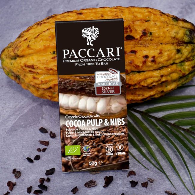 Faire Bio Bean to Bar Schokolade mit Kakaopulpe und Kakaonibs von Paccari