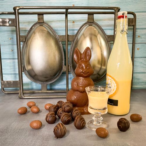 Schokoladen Osterhasen, Schoko-Eier, Eierlikör Trüffel Schokoladen Osterhasen, Schoko-Eier, Eierlikör Trüffel