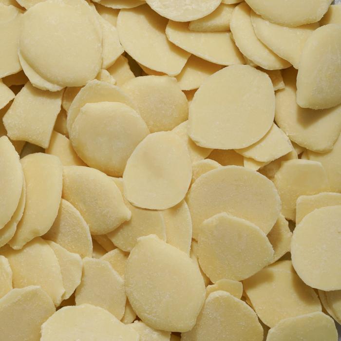 Chips der Vollmilch-Basis Compoz von Valrhona