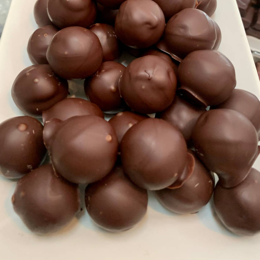 Dunkle Rum Trüffel 8 Stk. ca. 100g